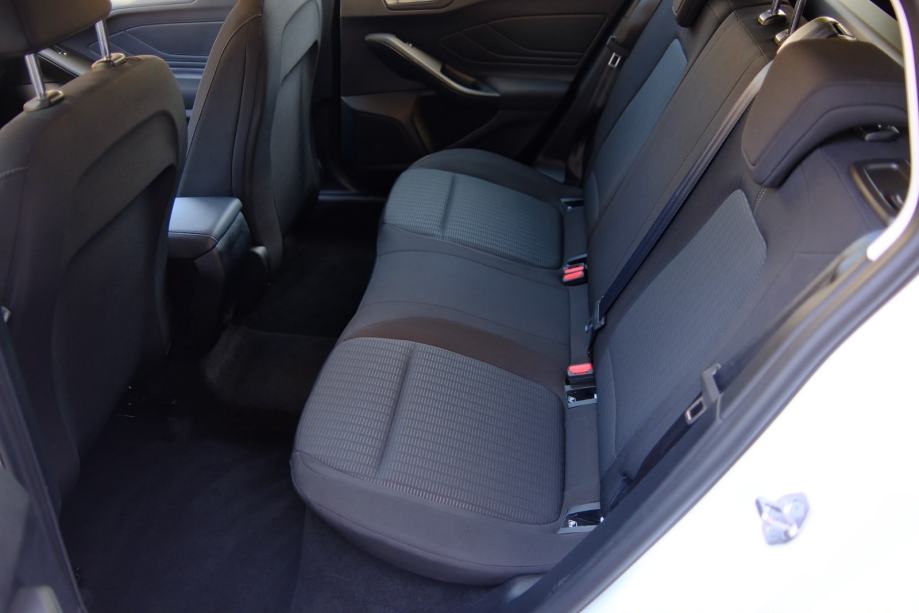 Ford Focus Karavan 1.5 TDCI , 85.400 km , 1 / 2022. - TOP STANJE -, fotografija 13