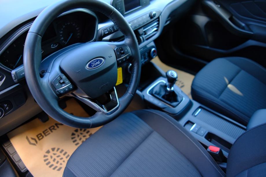 Ford Focus Karavan 1.5 TDCI , 85.400 km , 1 / 2022. - TOP STANJE -, fotografija 12