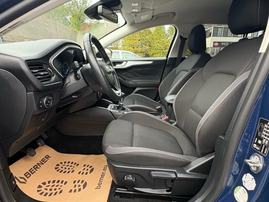 Ford Focus Karavan 1,5 TDCi EcoBlue Cool&Connect, fotografija 13