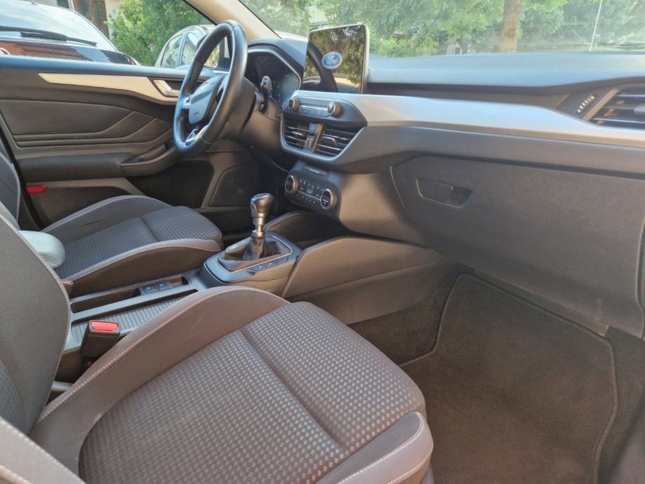 Ford Focus 1.5 TDCi 120 KS – TOP OPREMA – LED, GRIJANJE, KAMERA, fotografija 3