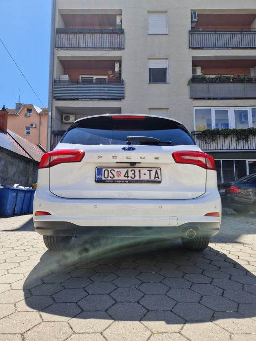Ford Focus 1.5 TDCi 120 KS – TOP OPREMA – LED, GRIJANJE, KAMERA, fotografija 12
