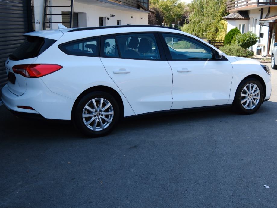Ford Focus Karavan 1.5 TDCI , mod.2020. , ODLIČAN , VELIKI SERVIS , !!, fotografija 4