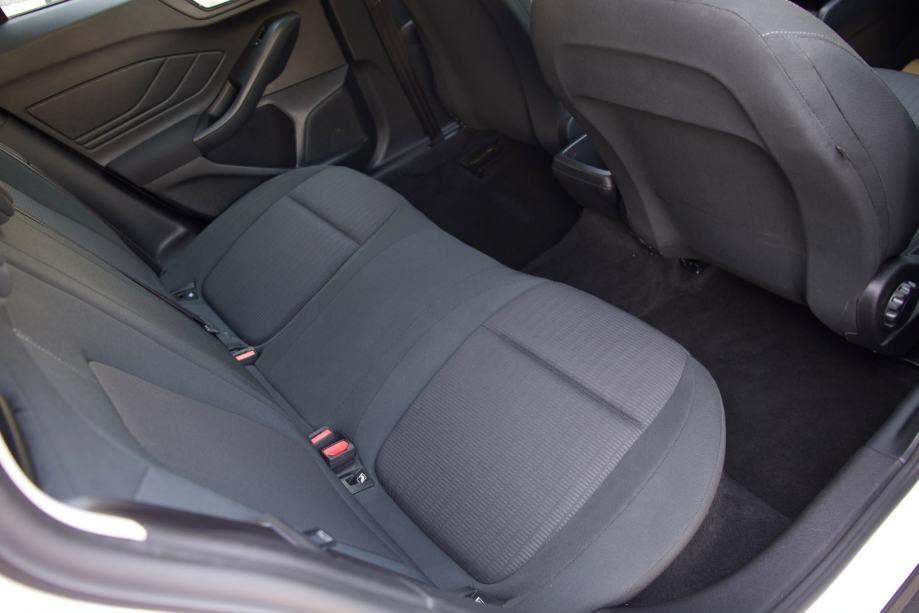 Ford Focus Karavan 1.5 TDCI , mod.2020. , ODLIČAN , VELIKI SERVIS , !!, fotografija 14