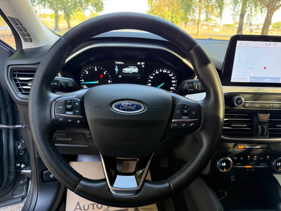 Ford Focus Karavan 1,5 TDCI-NAVIGACIJA-GR. SJEDALA-TEMPOMAT-KUKA, fotografija 13