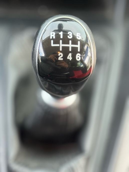 Ford Focus Karavan 1,5 TDCi reg 7/2027 zamjena*POPUST*, fotografija 3