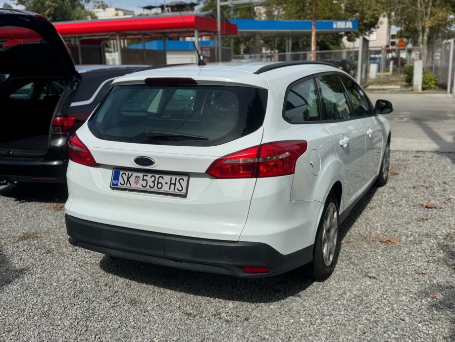 Ford Focus Karavan 1,5 TDCi reg 7/2027 zamjena*POPUST*, fotografija 12