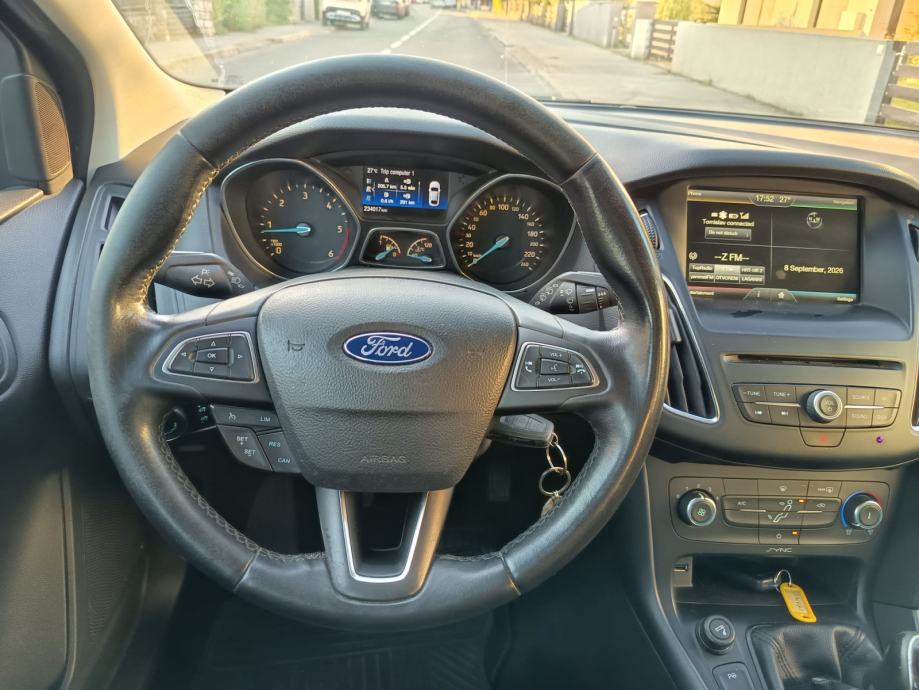 Ford Focus Karavan 1,5 TDCi Servisiran Euro6, fotografija 10