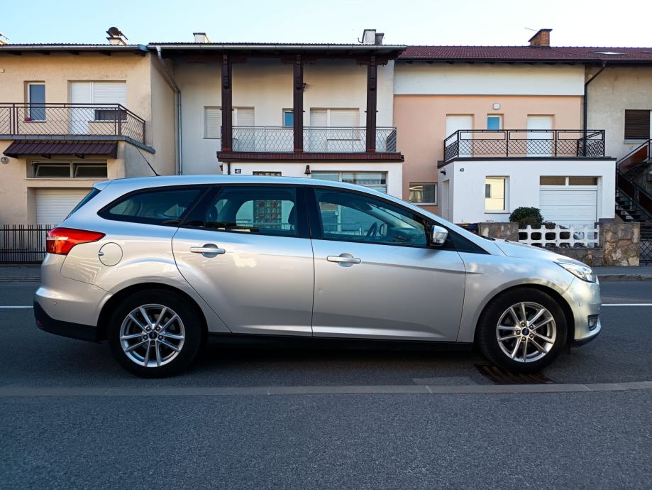 Ford Focus Karavan 1,5 TDCi Servisiran Euro6, fotografija 5