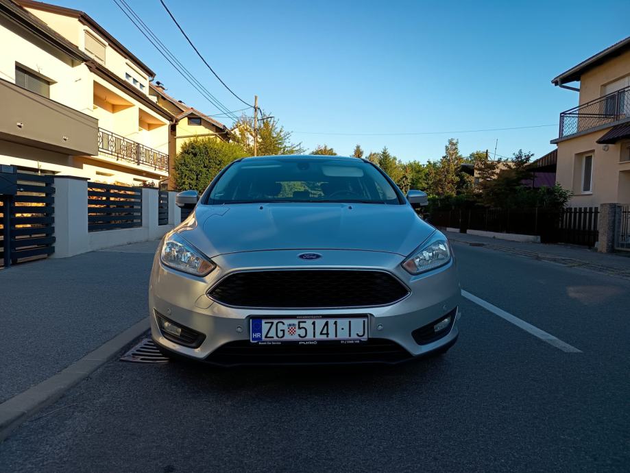 Ford Focus Karavan 1,5 TDCi Servisiran Euro6, fotografija 8