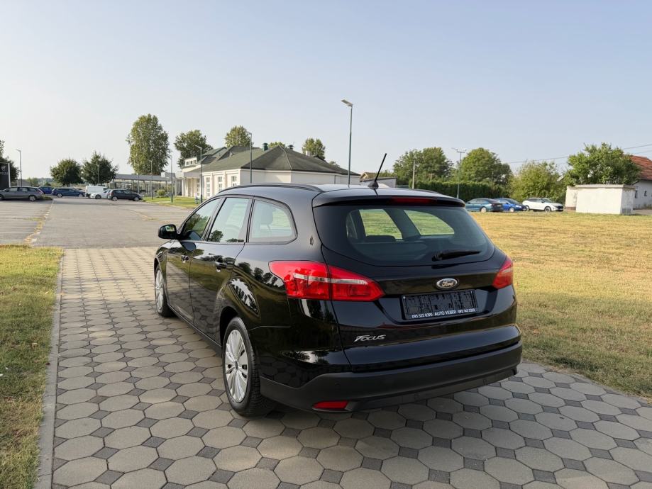 Ford Focus Karavan 1,5 TDCi, fotografija 4
