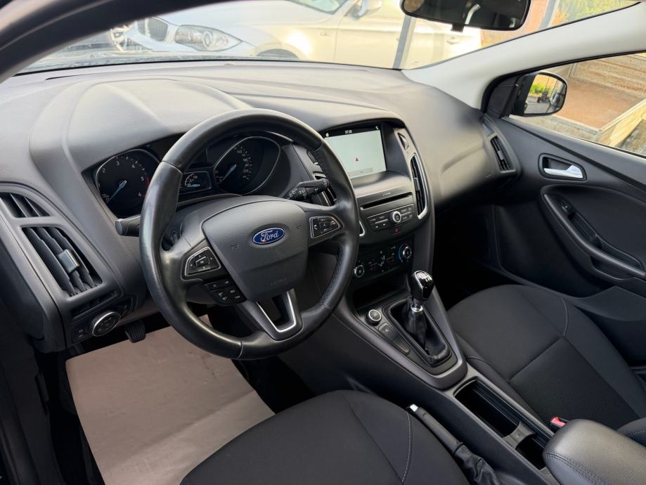 Ford Focus Karavan 1,5 TDCi, fotografija 12