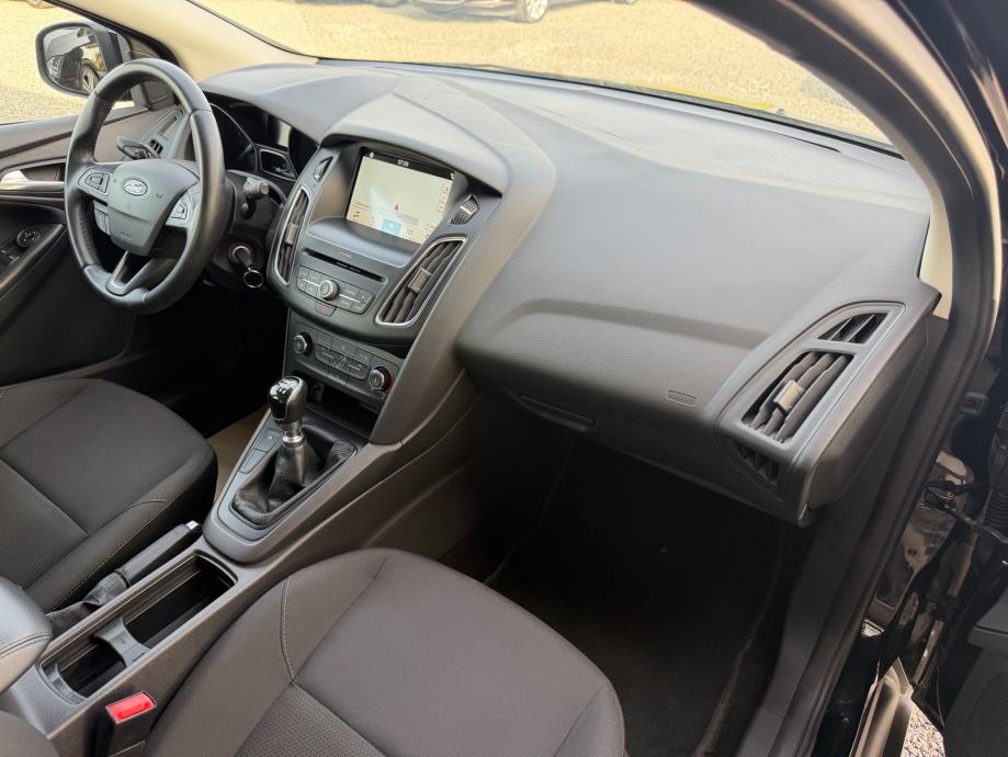 Ford Focus Karavan 1,5 TDCi, fotografija 14