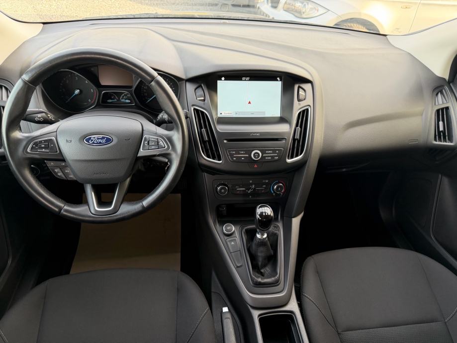 Ford Focus Karavan 1,5 TDCi, fotografija 11