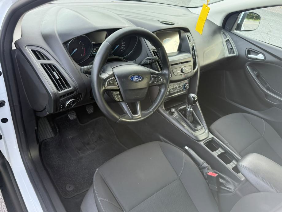 Ford Focus Karavan 1,5 TDCi, fotografija 9