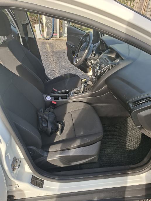 Ford Focus Karavan 1,5 TDCi, fotografija 9