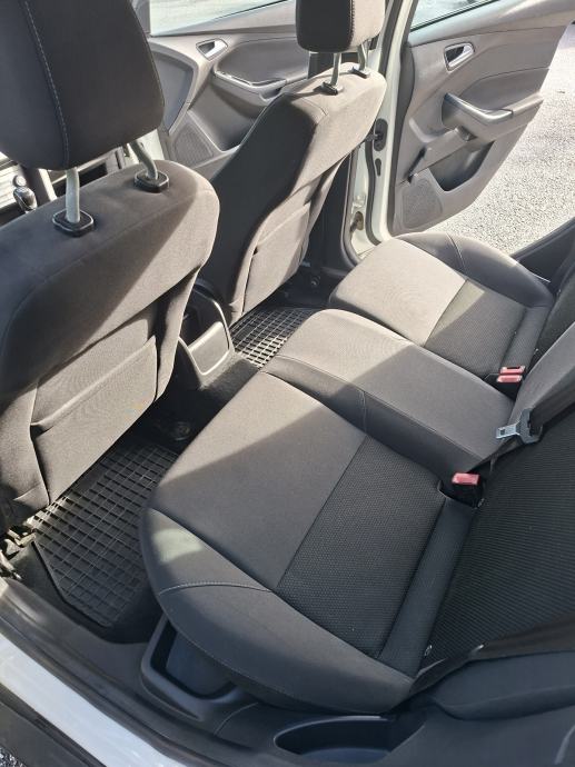 Ford Focus Karavan 1,5 TDCi, fotografija 13