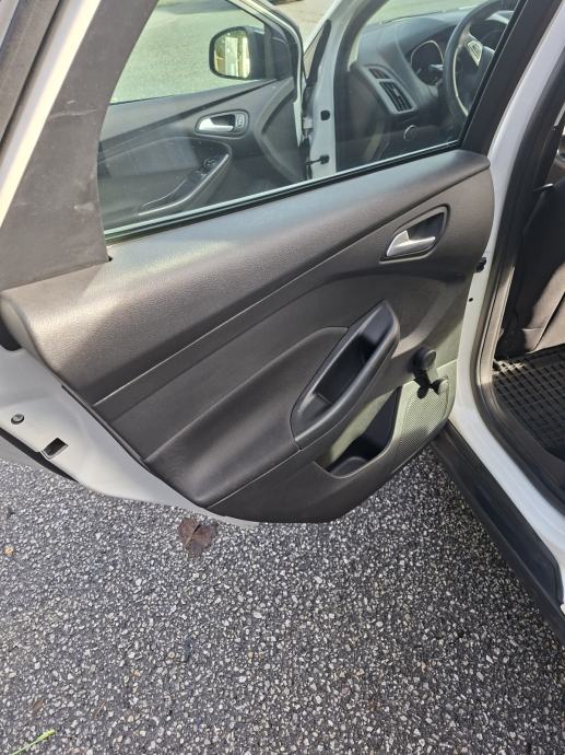 Ford Focus Karavan 1,5 TDCi, fotografija 14