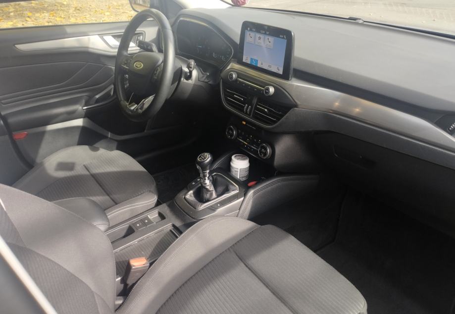 Ford Focus Turnier 1,5 TDCi TITANIUM, stvarni km, servisna, reg.07/27., fotografija 10