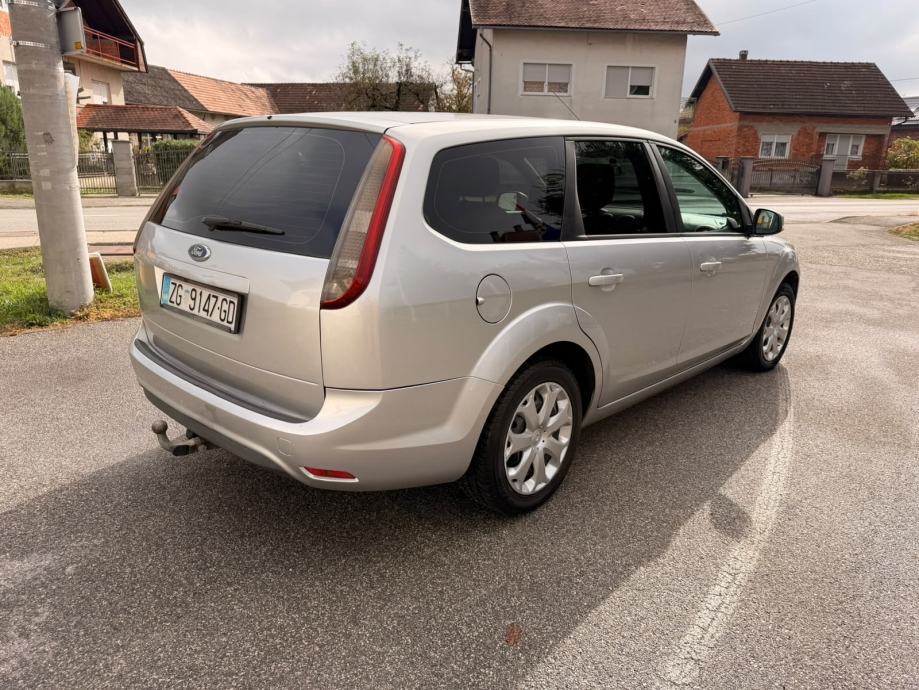Ford Focus Karavan 1.6 CDTI AUTO ODLICAN BEZ ULOGA SJEDI PALI VOZI, fotografija 7