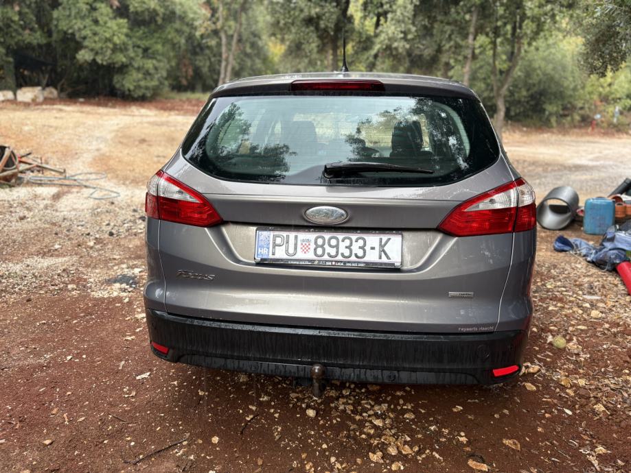 Ford Focus Karavan 1,6, fotografija 3