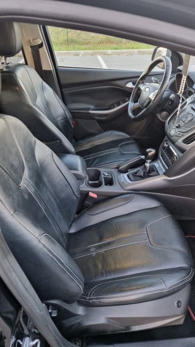 Ford Focus Karavan 1,6, fotografija 8