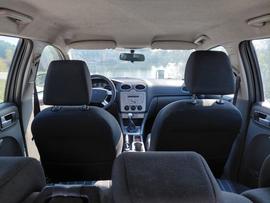 Ford Focus Karavan 1,6, fotografija 5
