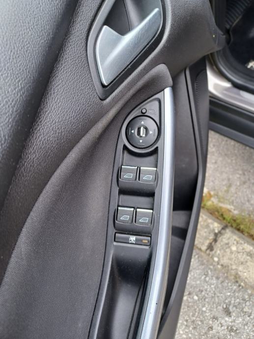 Ford Focus Karavan 1.6 TDCI *2013. *Titanium, fotografija 7