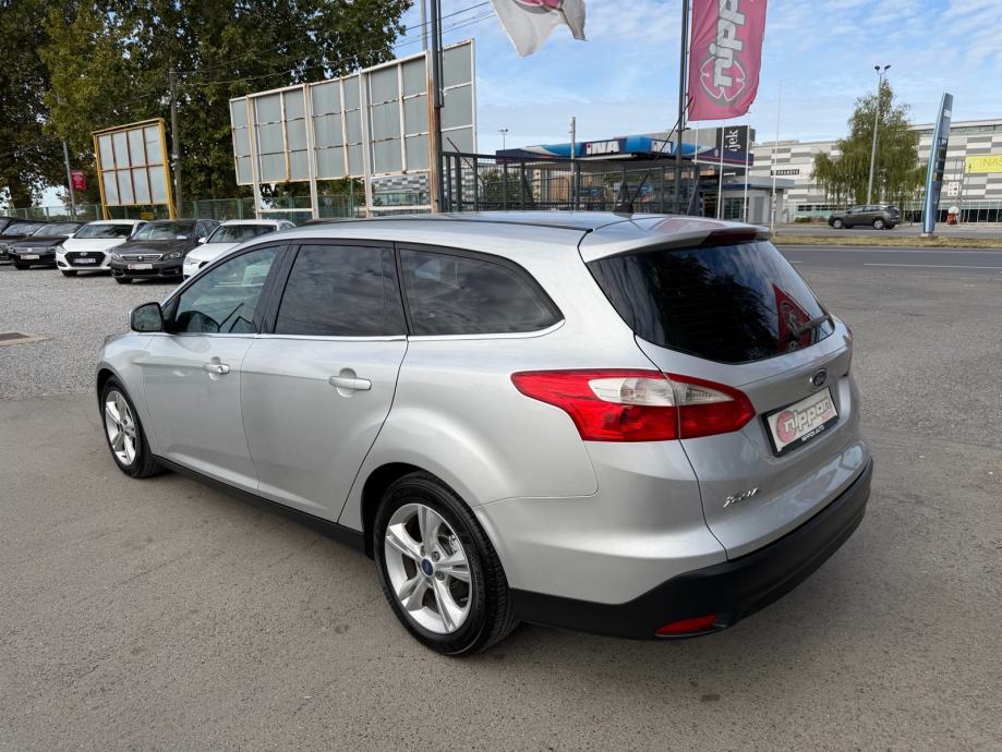 Ford Focus Karavan 1,6 TDCi REG:02/2027 - KLIMA - AUTOKREDIT, fotografija 4