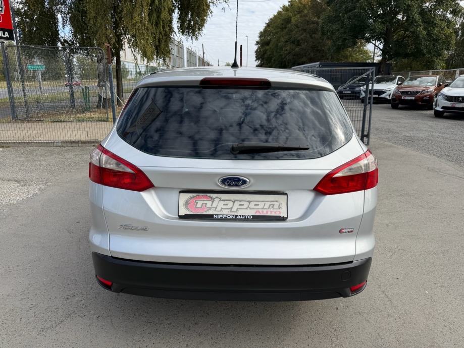 Ford Focus Karavan 1,6 TDCi REG:02/2027 - KLIMA - AUTOKREDIT, fotografija 5