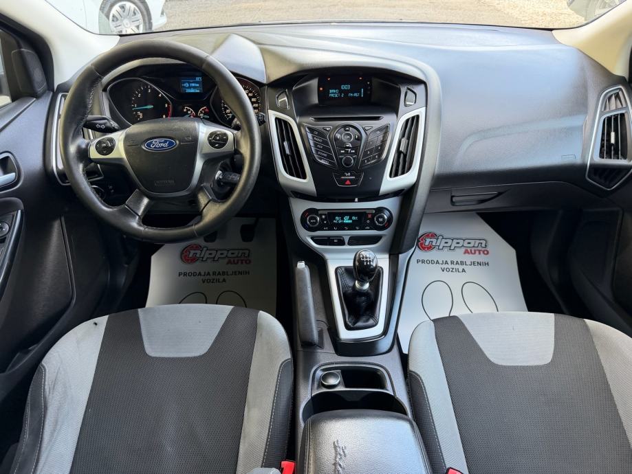 Ford Focus Karavan 1,6 TDCi REG:02/2027 - KLIMA - AUTOKREDIT, fotografija 11