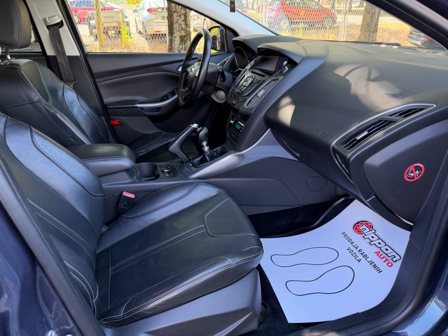 Ford Focus Karavan 1,6 TDCi REG:04/2027 - KOŽA - KLIMA - AUTOKREDIT, fotografija 19