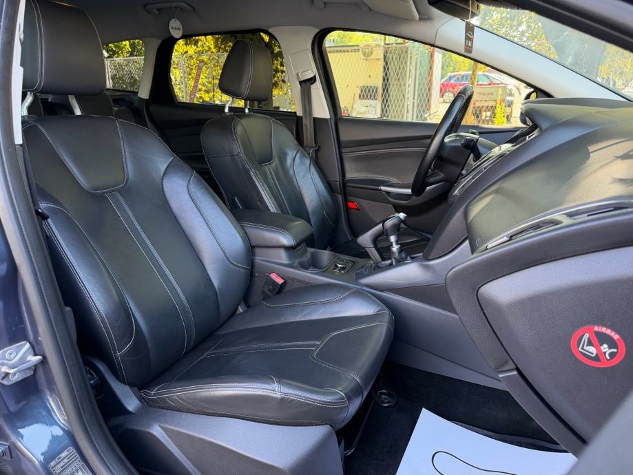 Ford Focus Karavan 1,6 TDCi REG:04/2027 - KOŽA - KLIMA - AUTOKREDIT, fotografija 20