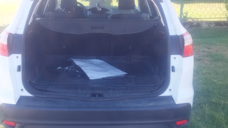 Ford Focus Karavan 1,6 TDCI, fotografija 6