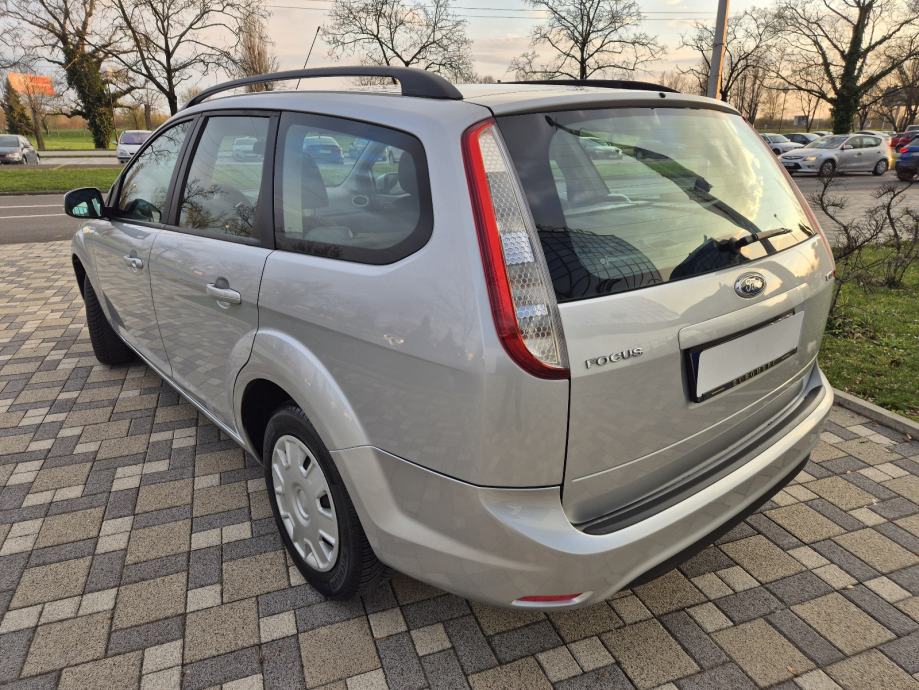 Ford Focus Karavan 1,6 TDCi **TREND**KLIMA**SERVISNA**REG 1 GOD**, fotografija 6