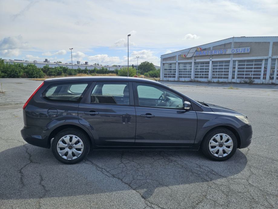 Ford Focus Karavan 1,6 TDCI, VLASNIK 8 GODINA, REG 1/27, KLIMA, fotografija 7
