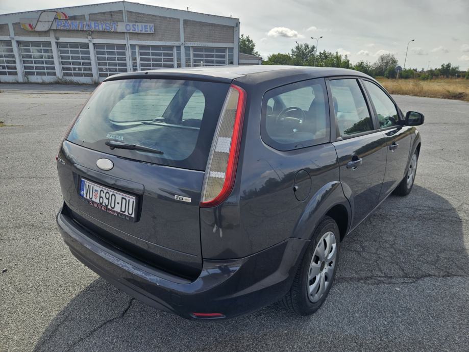 Ford Focus Karavan 1,6 TDCI, VLASNIK 8 GODINA, REG 1/27, KLIMA, fotografija 6