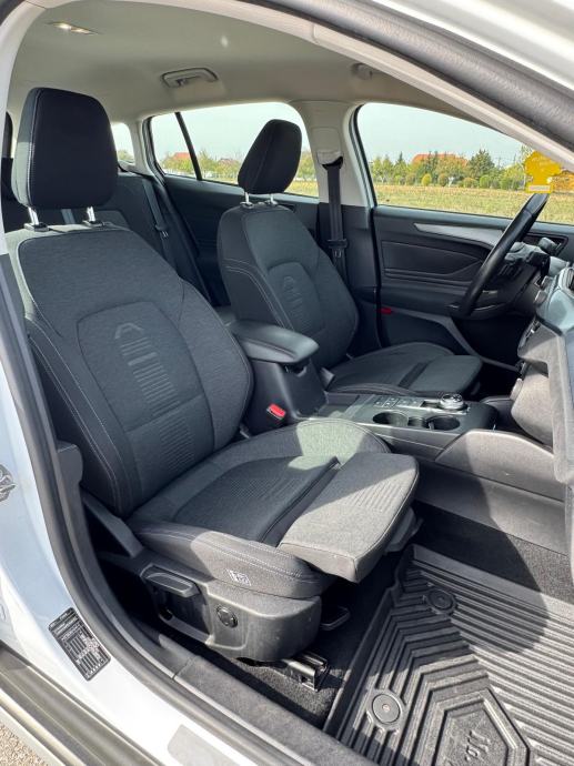 Ford Focus Karavan 2,0tdci automatik Active, fotografija 12