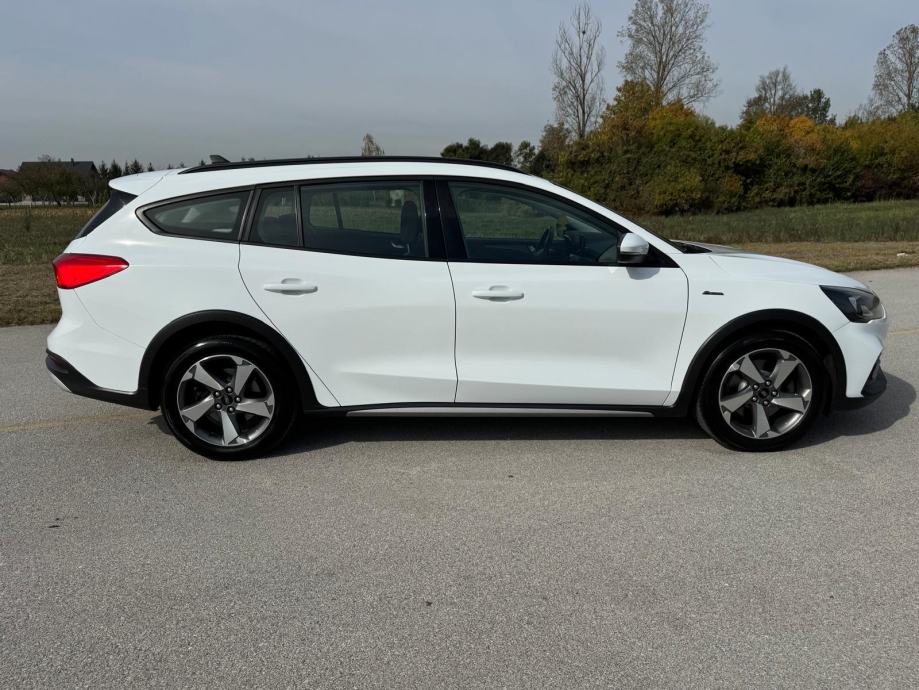 Ford Focus Karavan 2,0tdci automatik Active, fotografija 4