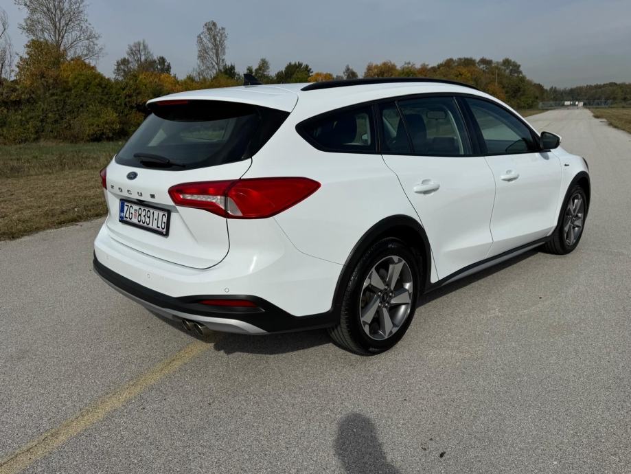Ford Focus Karavan 2,0tdci automatik Active, fotografija 5
