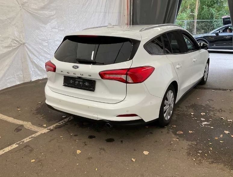 Ford Focus Karavan 2,0 automatik, fotografija 4
