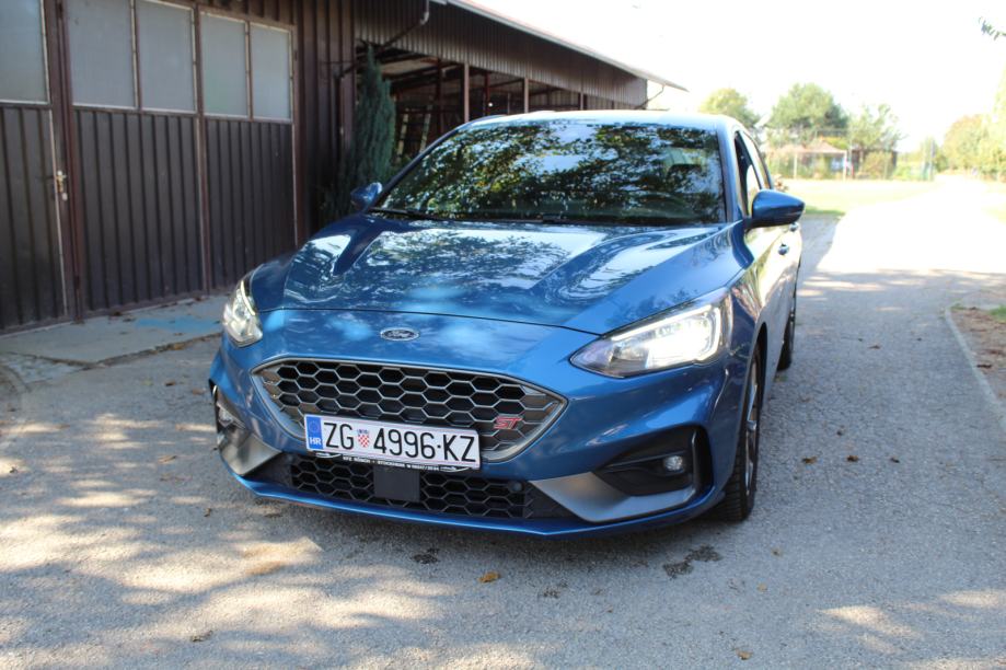 Ford Focus ST 2.0 EcoBlue 140 kW, fotografija 4