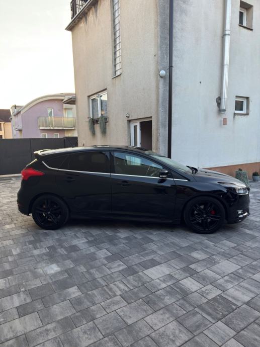 Ford Focus ST-Line 2,0 TDCi, fotografija 5