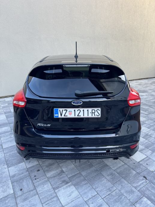 Ford Focus ST-Line 2,0 TDCi, fotografija 7