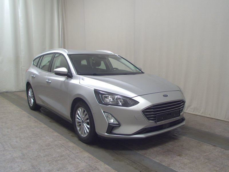 Ford Focus Turnier 1.0 EcoBoost Titanium • LED • navigacija, fotografija 3