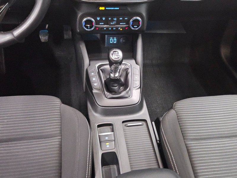 Ford Focus Turnier 1.0 EcoBoost Titanium • LED • navigacija, fotografija 6