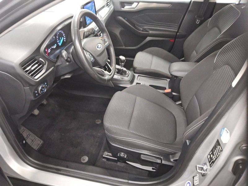 Ford Focus Turnier 1.0 EcoBoost Titanium • LED • navigacija, fotografija 8