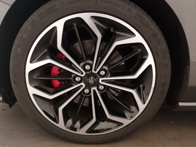 Ford Focus Turnier 1.5 EcoBlue ST-Line X automatik • panorama • LED, fotografija 7