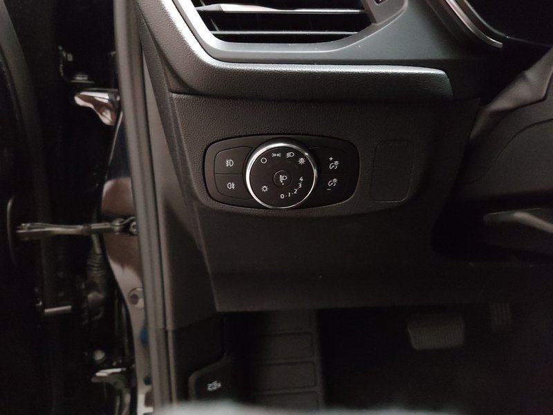 Ford Focus Turnier 1.5 TDCi Titanium X automatik • LED • digitalni ins, fotografija 7