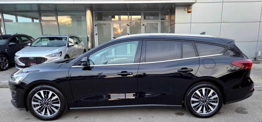 Ford Focus Titanium Diesel AUTOMATIK 66tkm POLUAUTONOMNA VOŽNJA, fotografija 5
