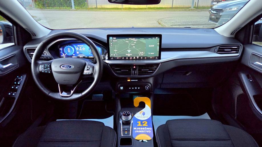 Ford Focus Titanium Diesel AUTOMATIK 66tkm POLUAUTONOMNA VOŽNJA, fotografija 6